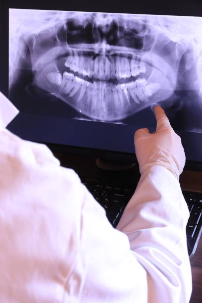 Best Tooth Infection Emergency Dentist  in North Industry, OH